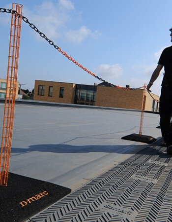 flat roof fall protection barrier